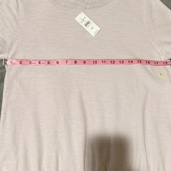 NWT Ann Taylor LOFT Size Medium Crewneck Lightweight Sweater - Picture 7 of 8